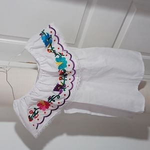 Beautiful mexican blause for girl